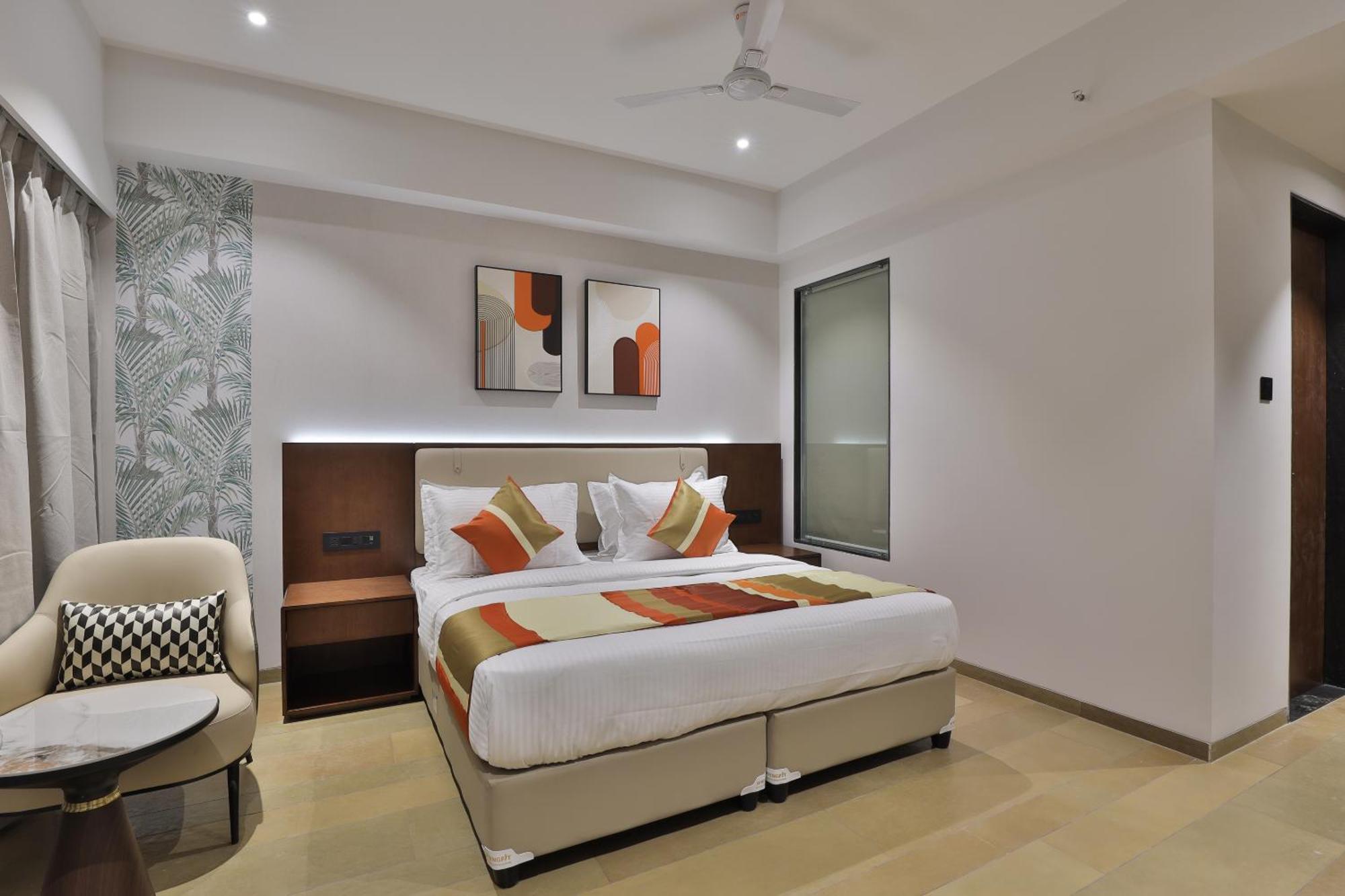 Hotel Elements Surat Luaran gambar
